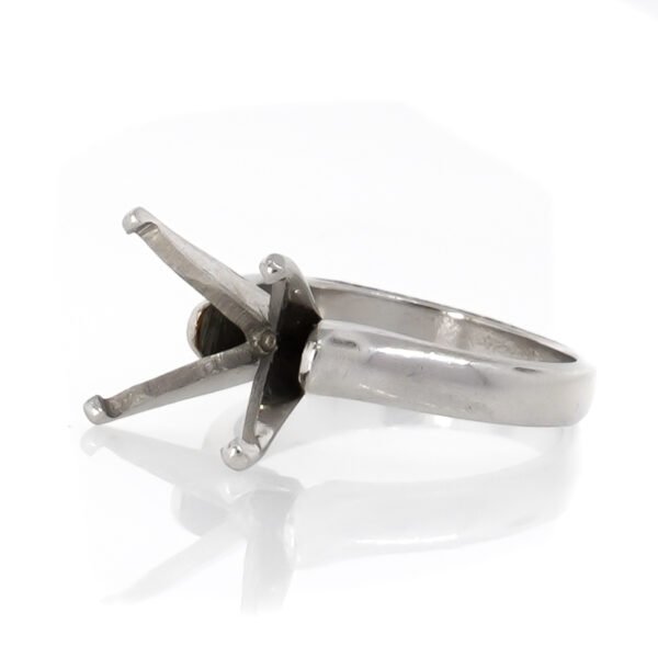 Solitaire Ring Mounting