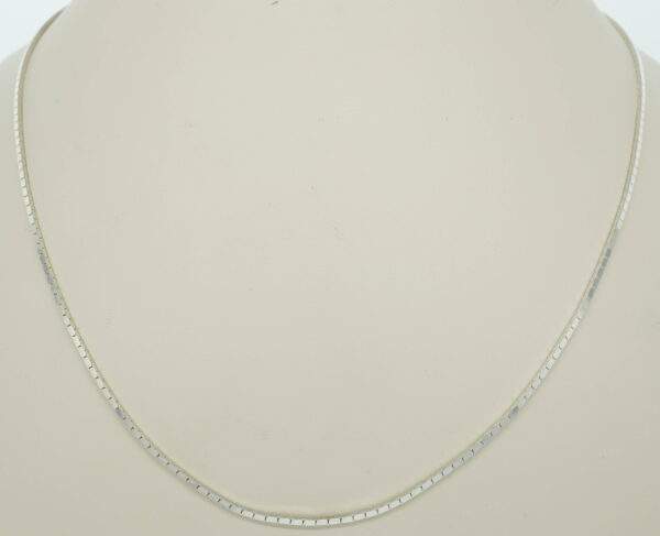 Flat Chain Necklace