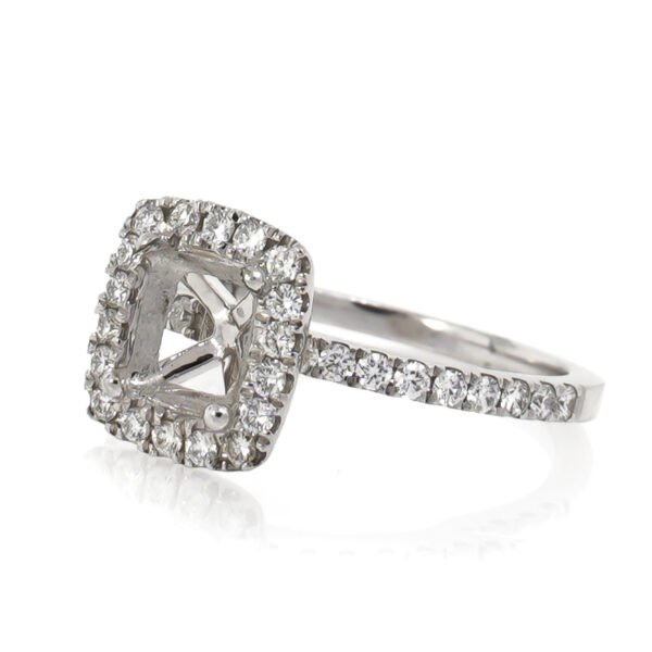 Fancy Shape Halo Ring Mounting