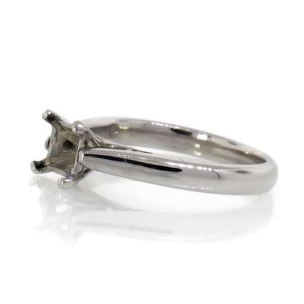 Fancy Shape Solitaire Ring Mounting