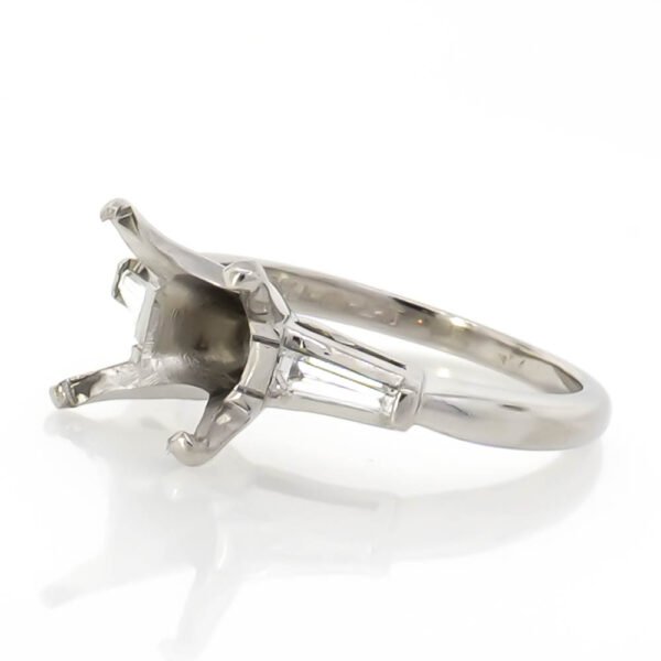3 Stone Ring Mounting