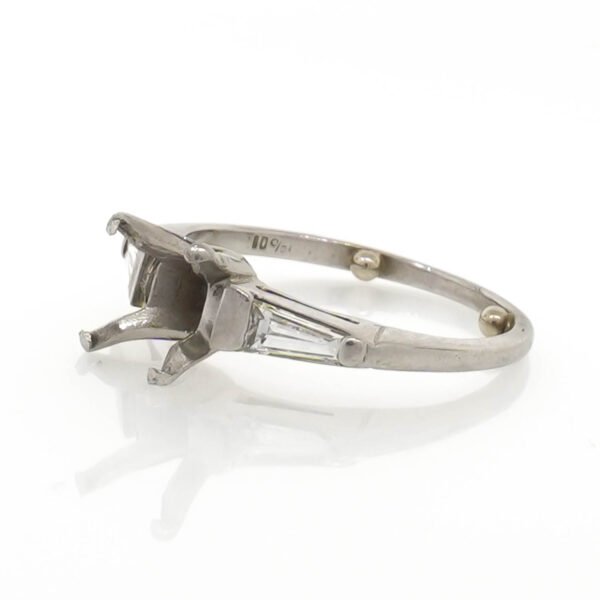 3 Stone Ring Mounting