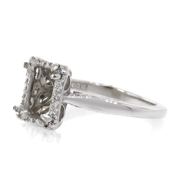 Fancy Shape Halo Ring Mounting