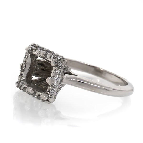 Fancy Shape Halo Ring Mounting