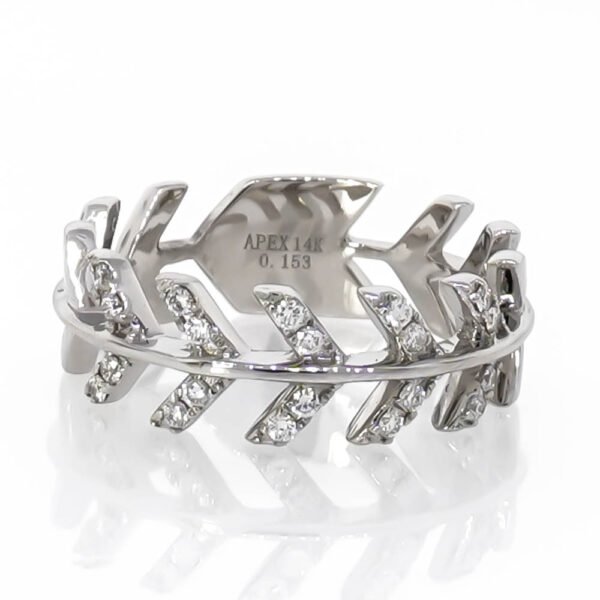 Diamond Fashion Band