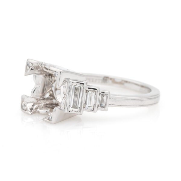 Antique Style Accented Ring Mounting