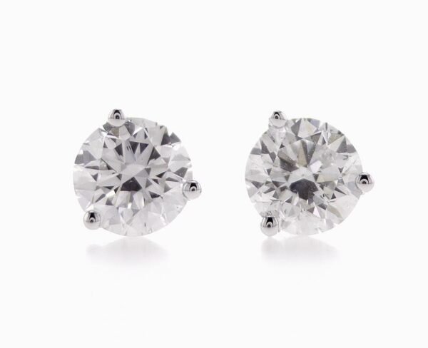 3-Prong Stud Earrings