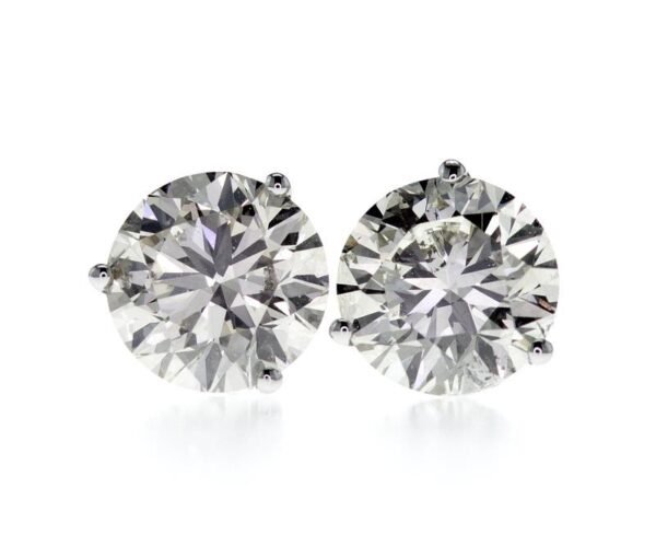 3-Prong Stud Earrings