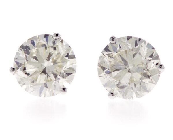 3-Prong Stud Earrings