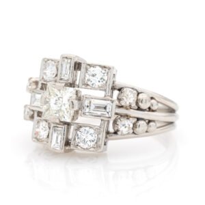 Antique Style Fashion Ring