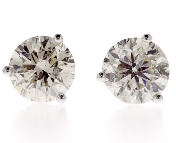 3-Prong Stud Earrings