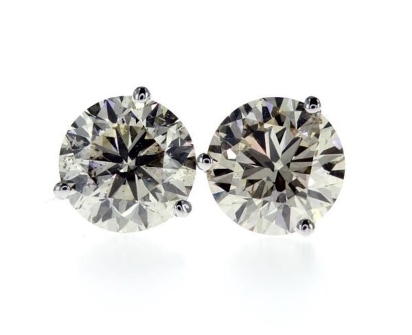 3-Prong Stud Earrings