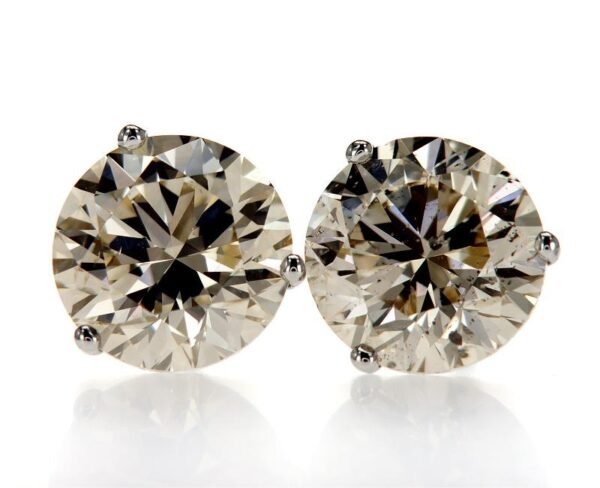 3-Prong Stud Earrings