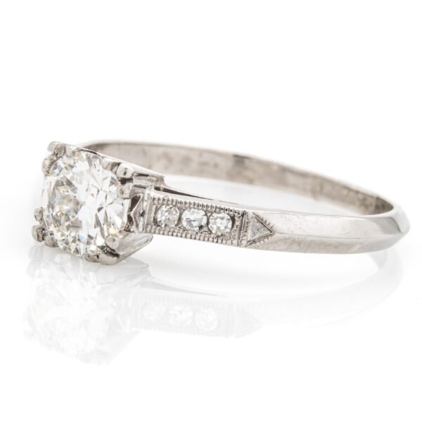 Antique Style Accented Ring