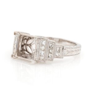 Antique Style Accented Ring Mounting