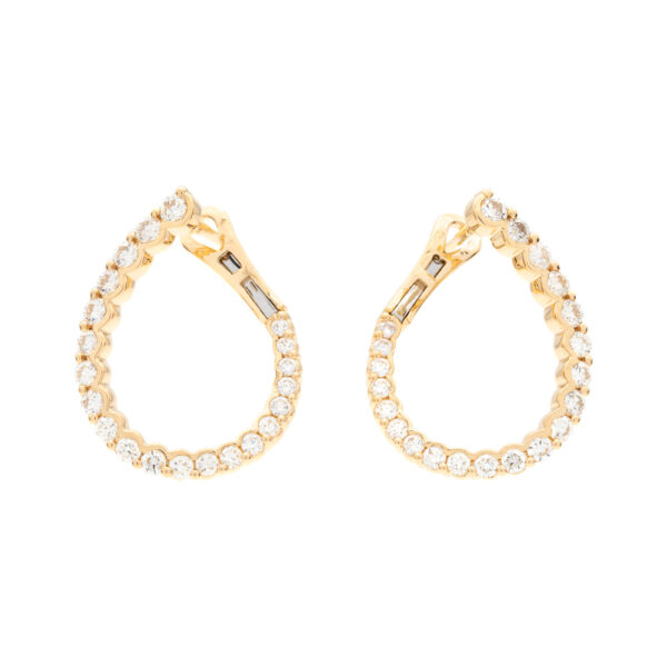 Graduated Fashion Hoop Earrings