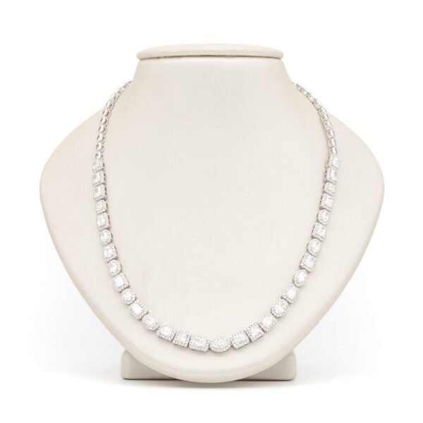 Fancy Shape Fashion Necklace