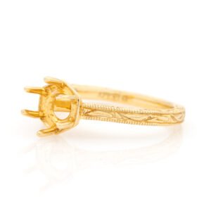 Antique Style Solitaire Ring Mounting