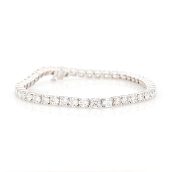 Solid/Rounded Link Tennis Bracelet