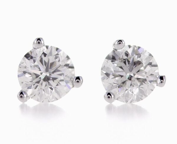 3-Prong Stud Earrings