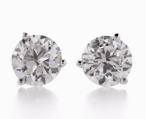 3-Prong Stud Earrings