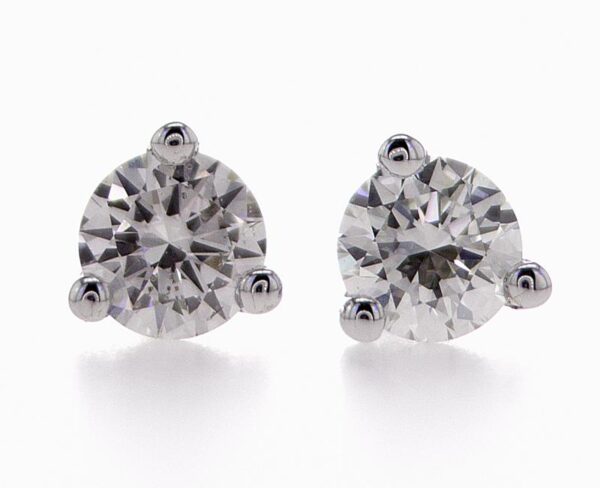 3-Prong Stud Earrings