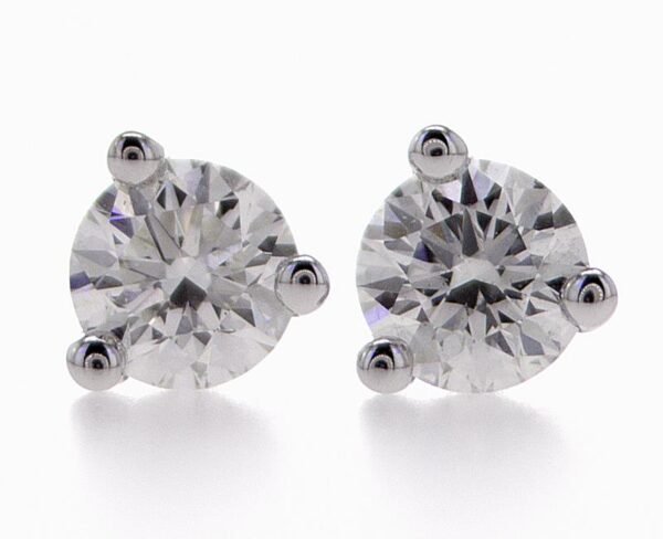 3-Prong Stud Earrings