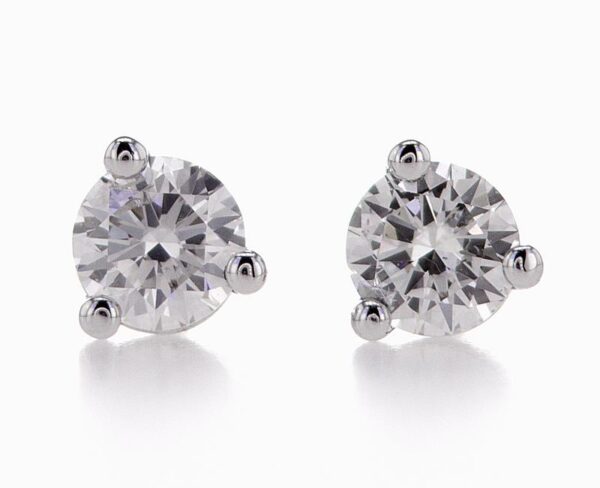 3-Prong Stud Earrings