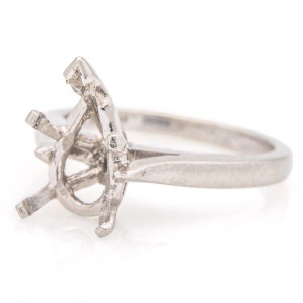 Fancy Shape Solitaire Ring Mounting