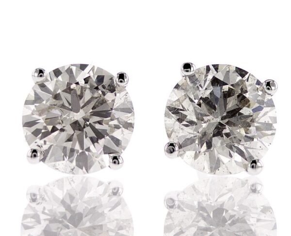 4-Prong Stud Earrings