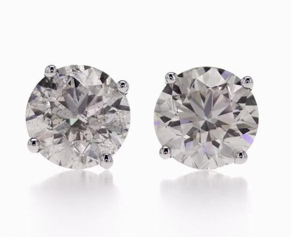 4-Prong Stud Earrings