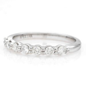 Diamond Fashion Band