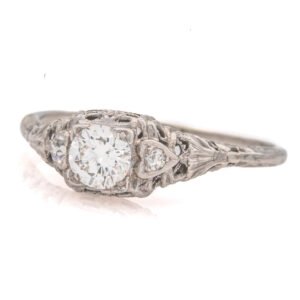 Antique Style Accented Ring