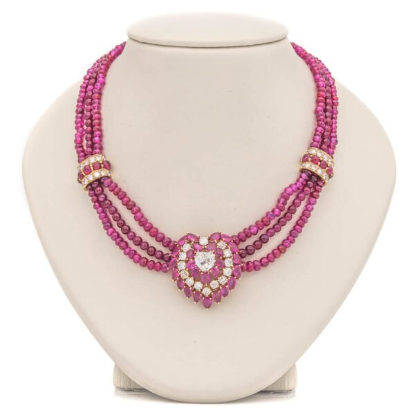 Gemstone Fashion Necklace