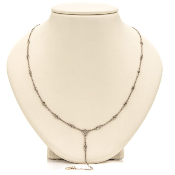 Antique Style Fashion Necklace