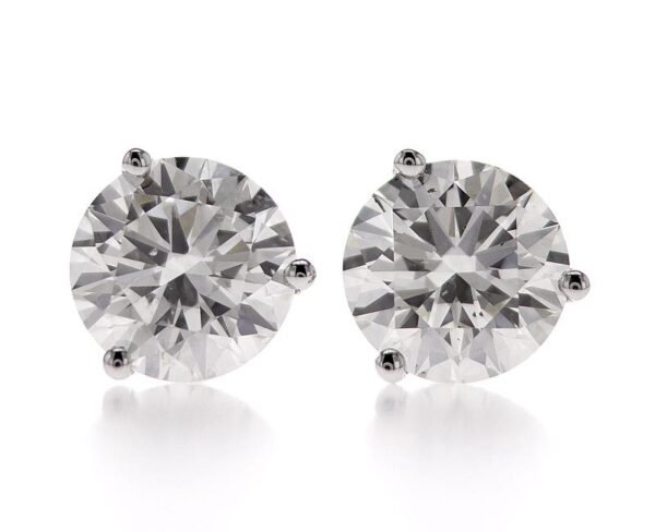 3-Prong Stud Earrings