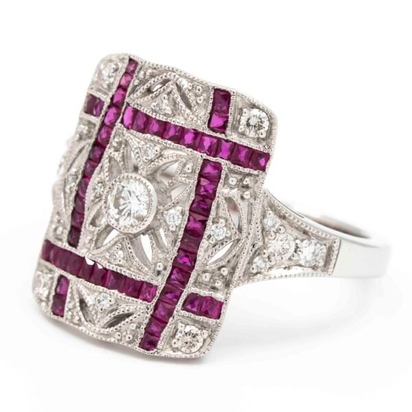Antique Style Fashion Ring