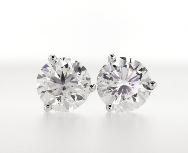 3-Prong Stud Earrings