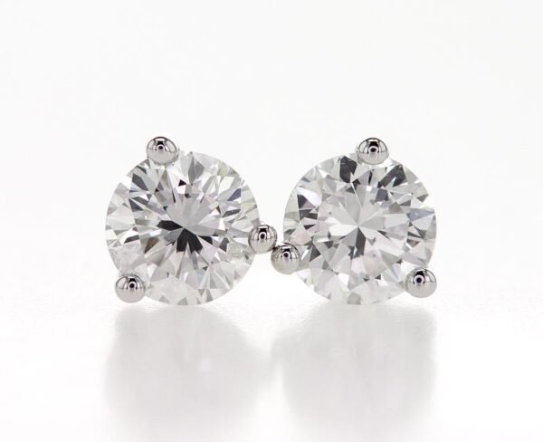 3-Prong Stud Earrings