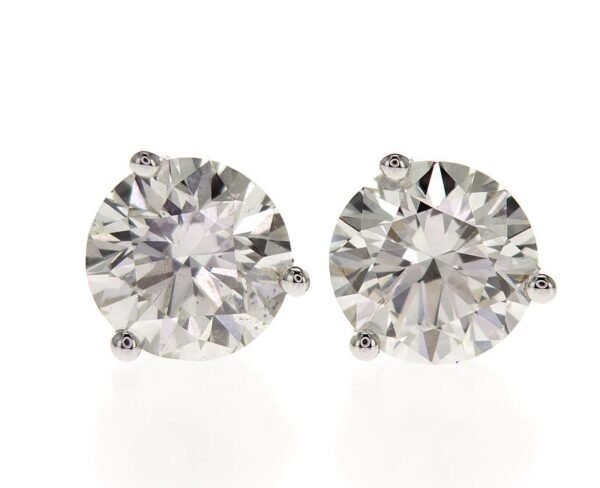 3-Prong Stud Earrings