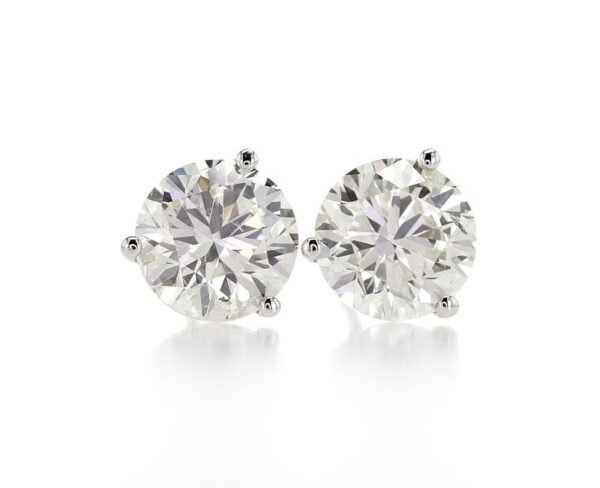 3-Prong Stud Earrings