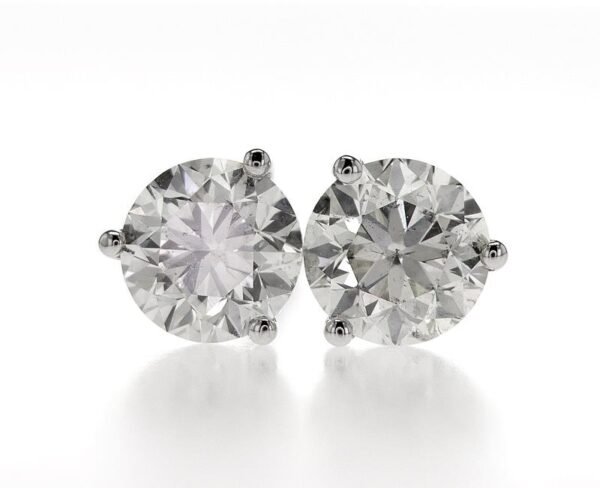 3-Prong Stud Earrings