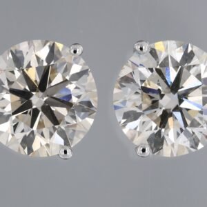 3-Prong Stud Earrings