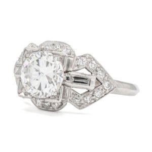 Antique Style Accented Ring