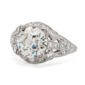 Antique Style Accented Ring